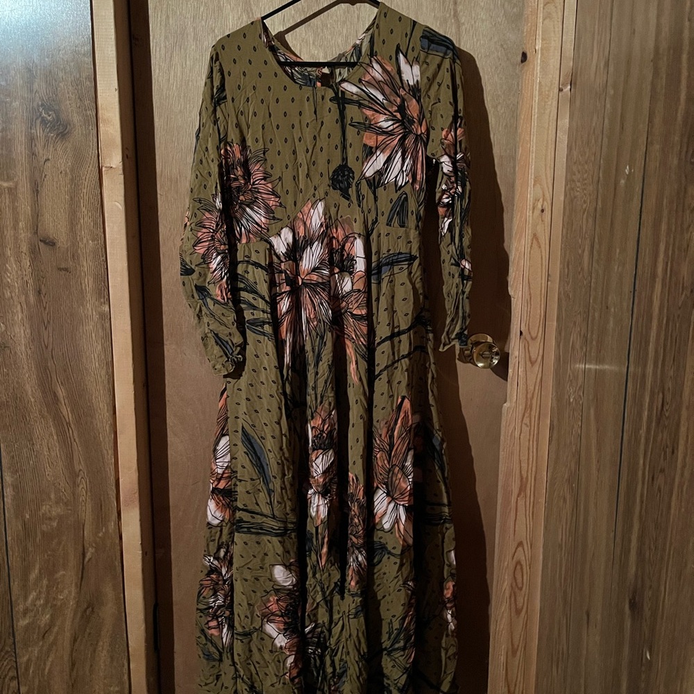 Floral Long Sleeve Dress - Olive Green